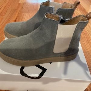 Freshly picked Chelsea boot, grey suede, size 13. Like new, only a few wears